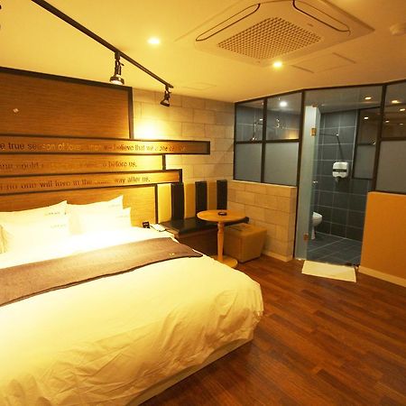 Haru Hotel Gimhae Buitenkant foto