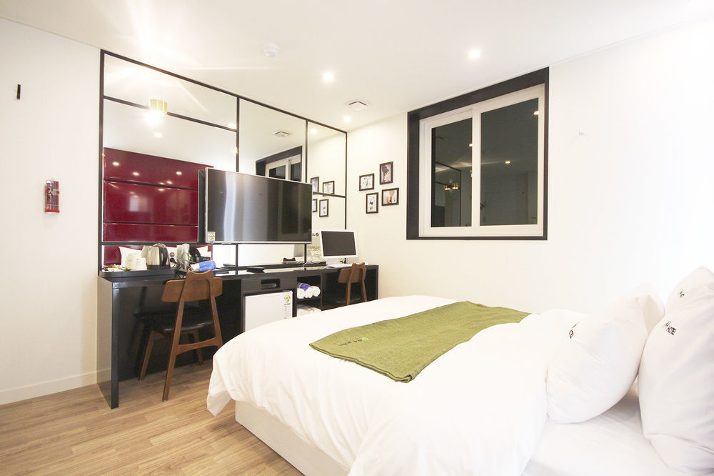 Haru Hotel Gimhae Buitenkant foto