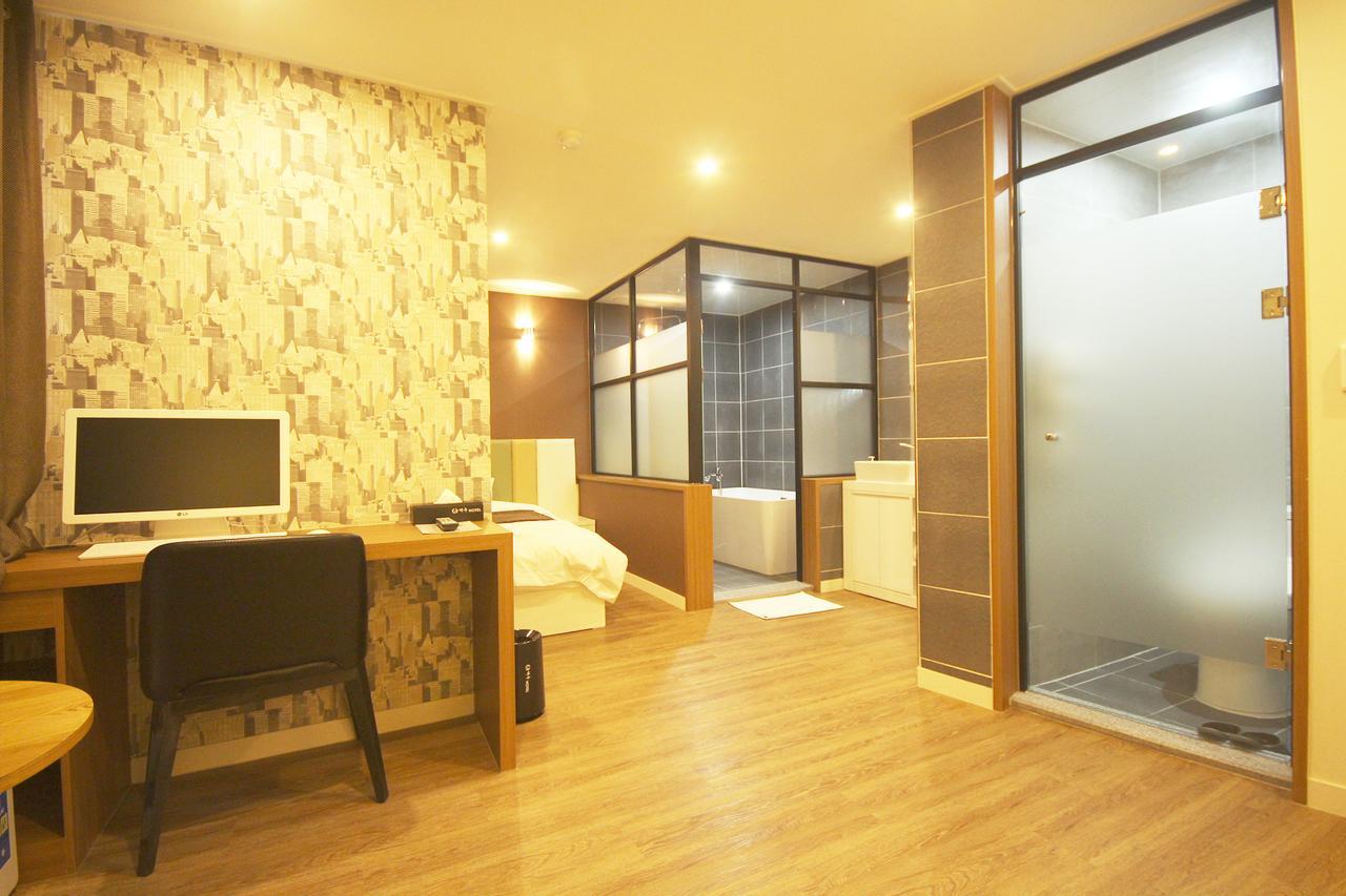 Haru Hotel Gimhae Buitenkant foto