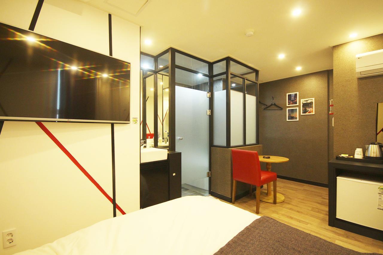 Haru Hotel Gimhae Buitenkant foto