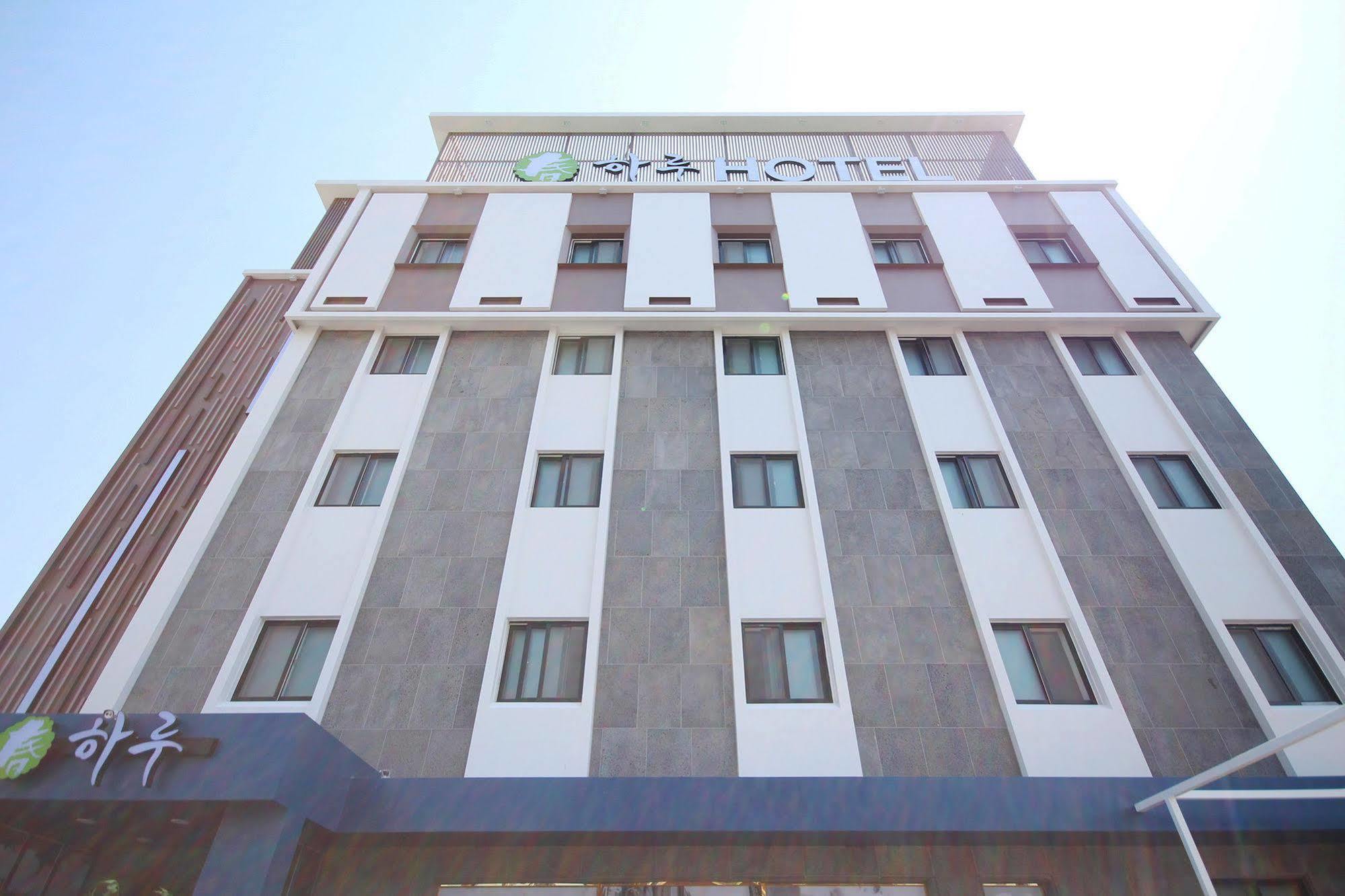Haru Hotel Gimhae Buitenkant foto