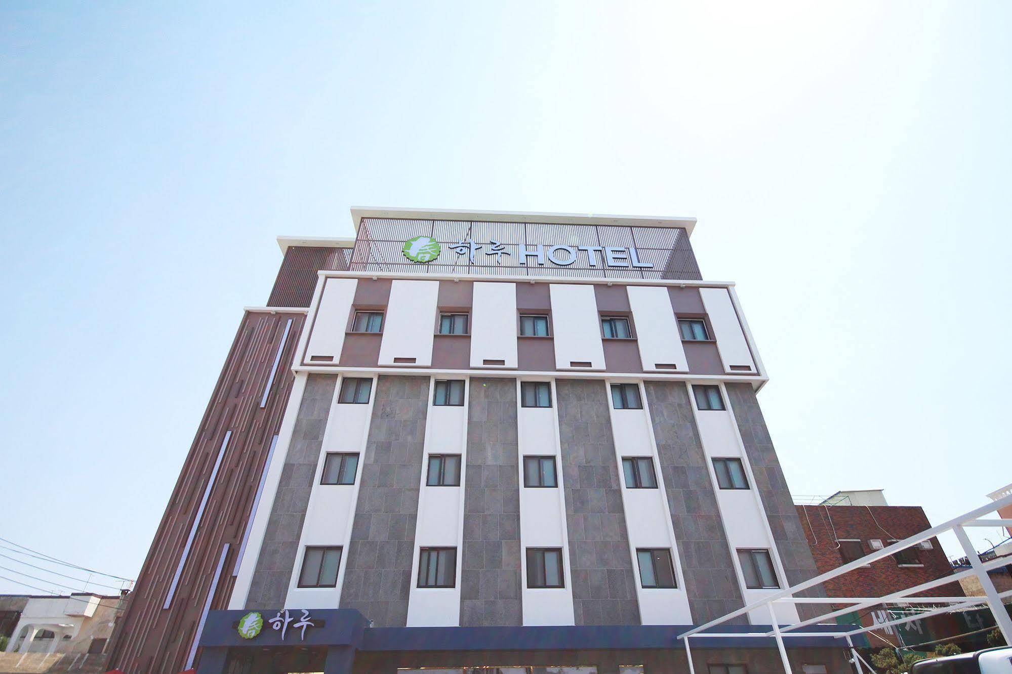 Haru Hotel Gimhae Buitenkant foto